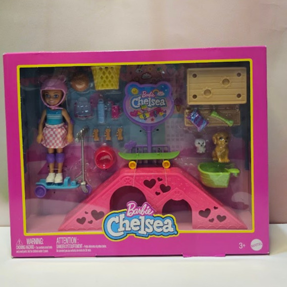Barbie Chelsea Doll & Skate Park Playset  NWT - Picture 1 of 8